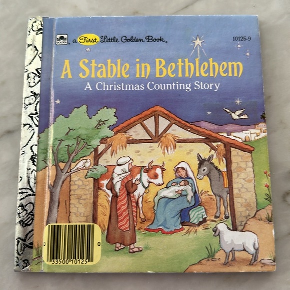 Set of 4 Religious Christian Easter Christmas Bible Story Books - Picture 4 of 5